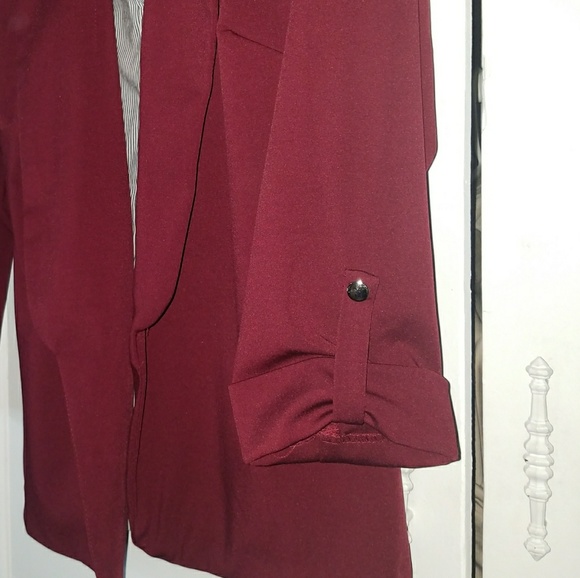3/4 Sleeve Ponte blazer - Picture 3 of 3